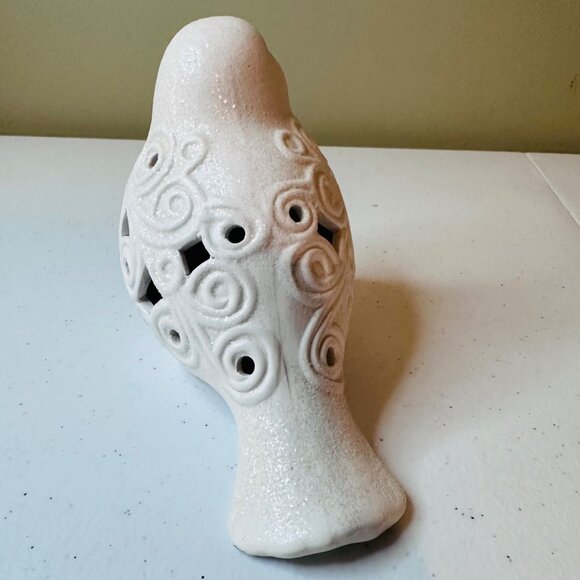 Ceramic Bird Figurine With Swirl Cutouts Glitter Bird Decoration Christmas - Picture 3 of 9